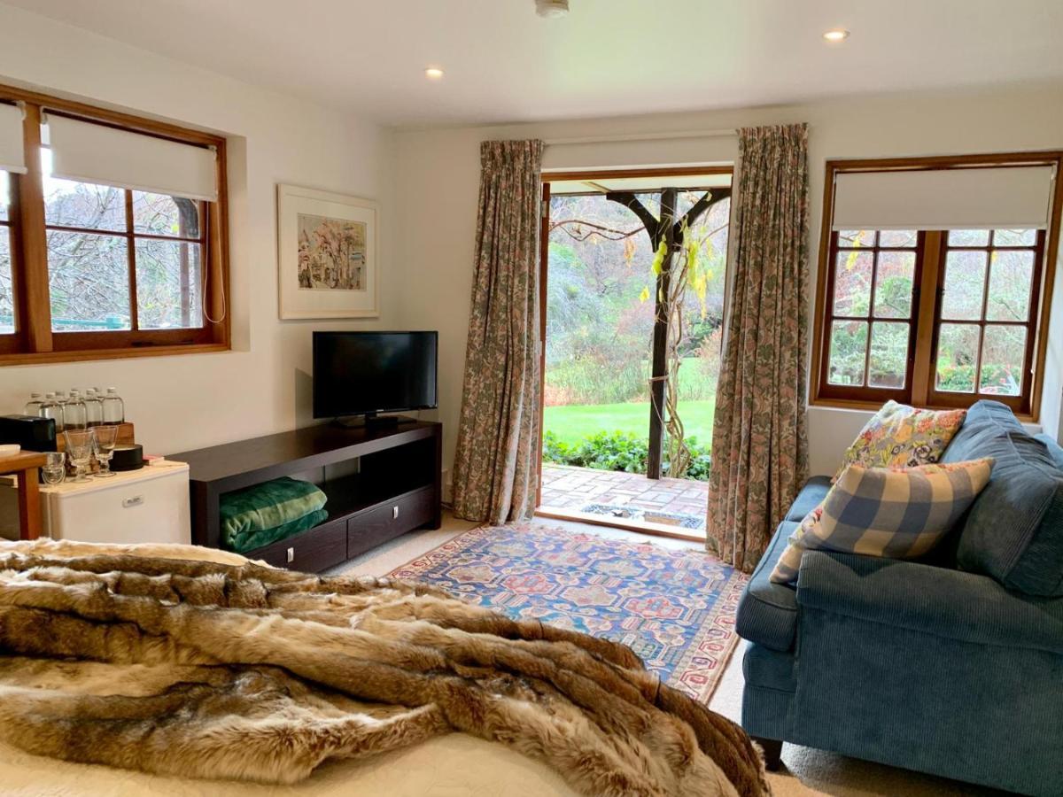 Mill Cottage - Boutique Accommodation And Garden Akaroa Luaran gambar